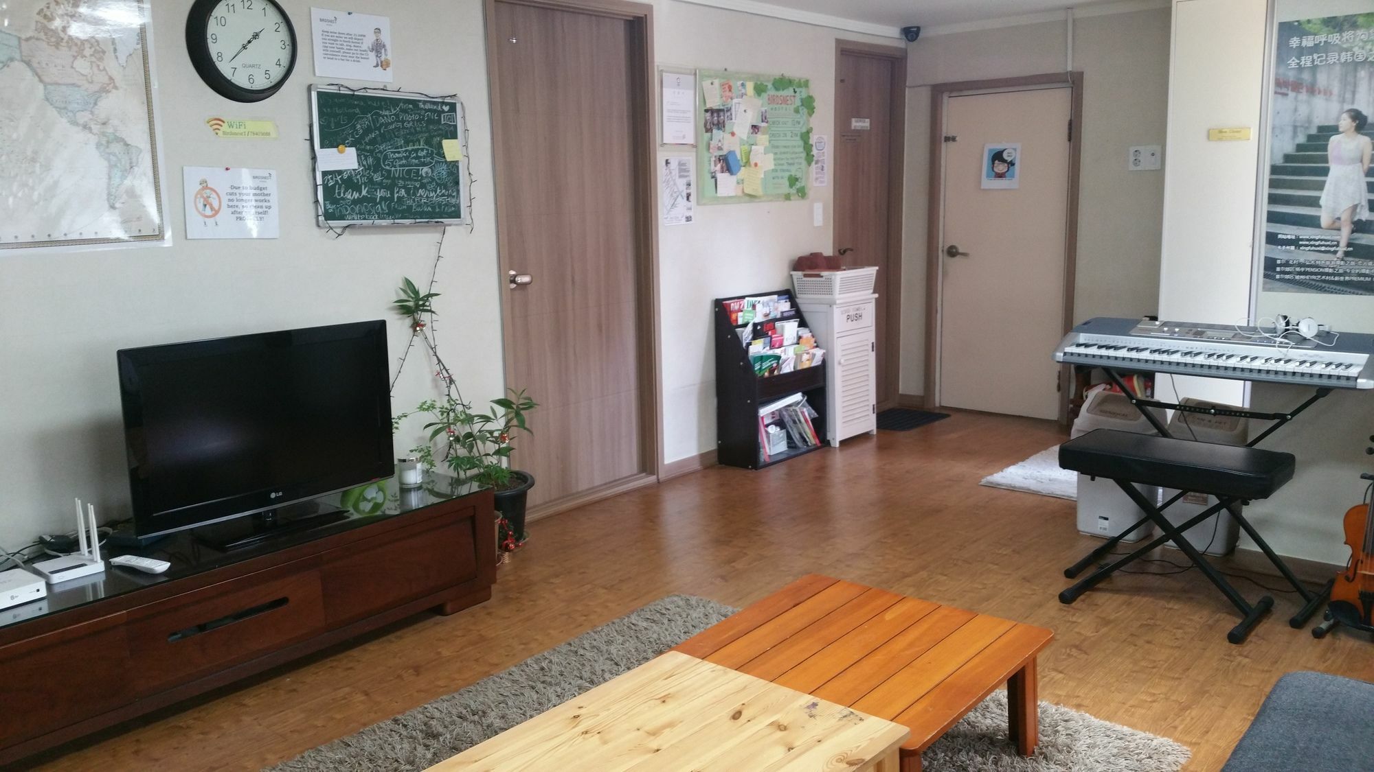 Birdsnest Hostel Hongdae Foreigner Only โซล ภายนอก รูปภาพ